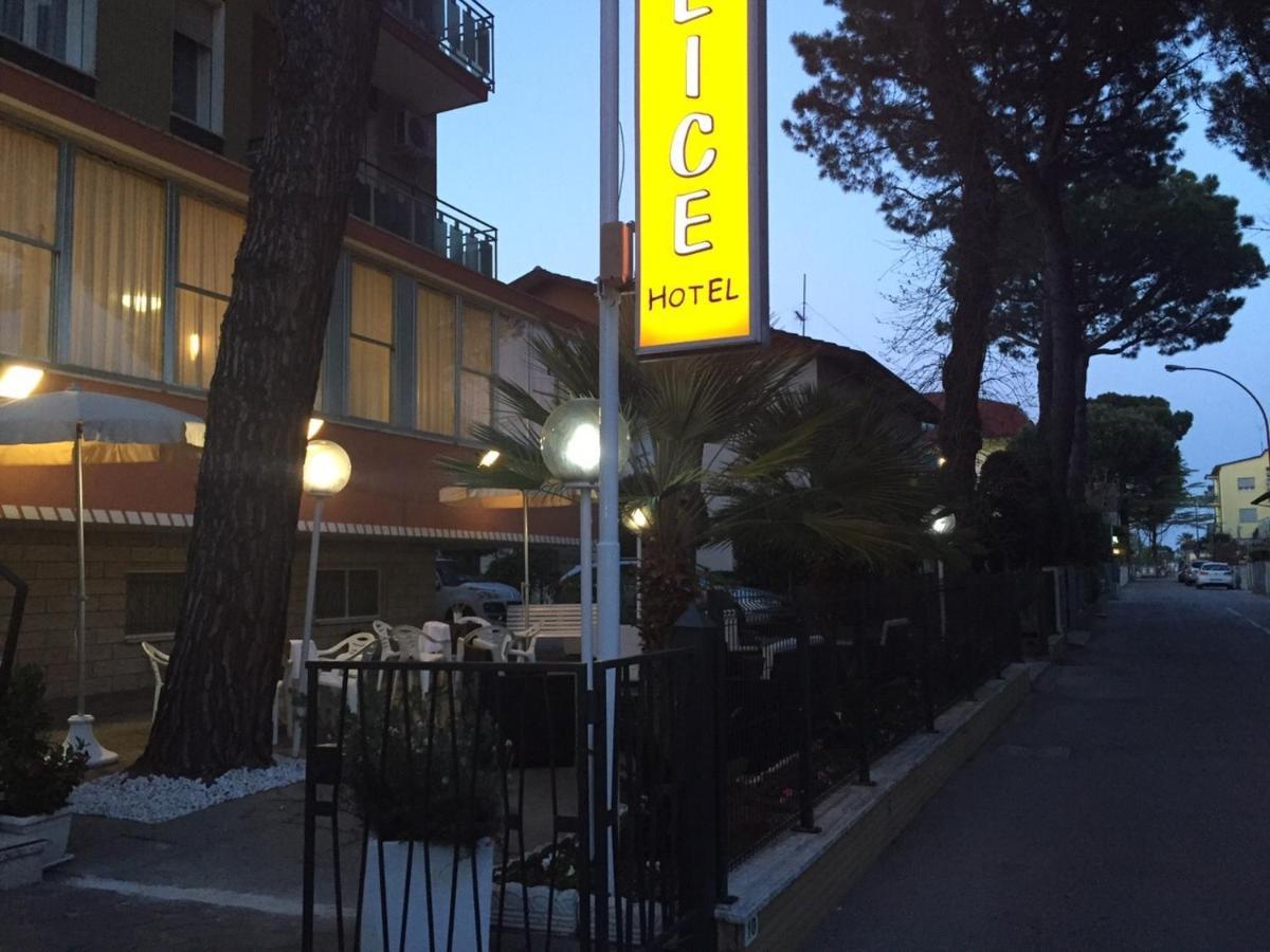 Alice Hotel Cervia Esterno foto