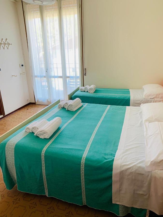 Alice Hotel Cervia Esterno foto
